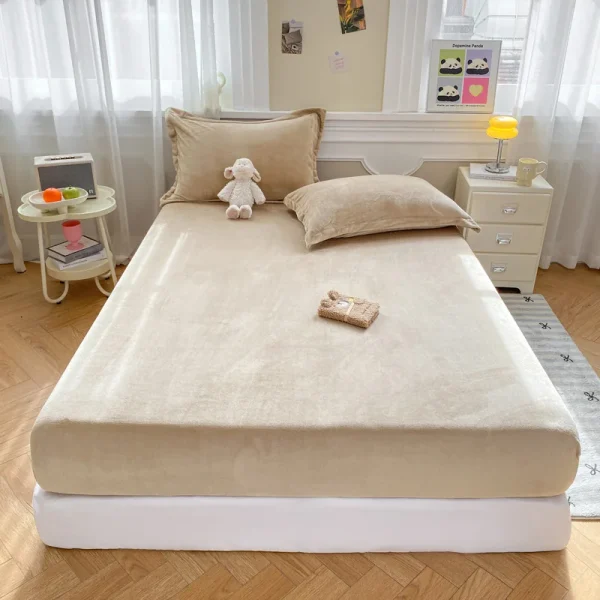 Warm and Thick Elastic Fitted Sheets Solid Color Adjustable Flannel Winter Mattress Cover Velvet Bed Linens 90/150/180/200 Sizes - Image 3