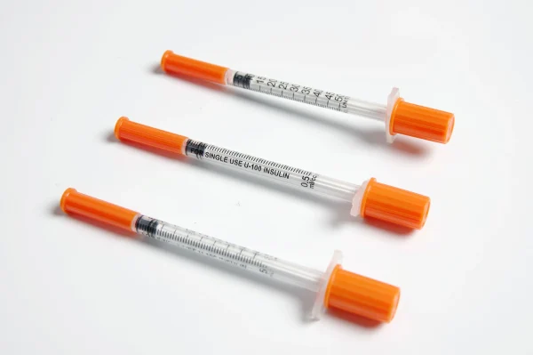 1ml Disposable Plastic Veterinary Syringe Orange Cap Sterile Insulin Syringe With Needles For Pet Farm Animal Cat Dog Pig - Image 3